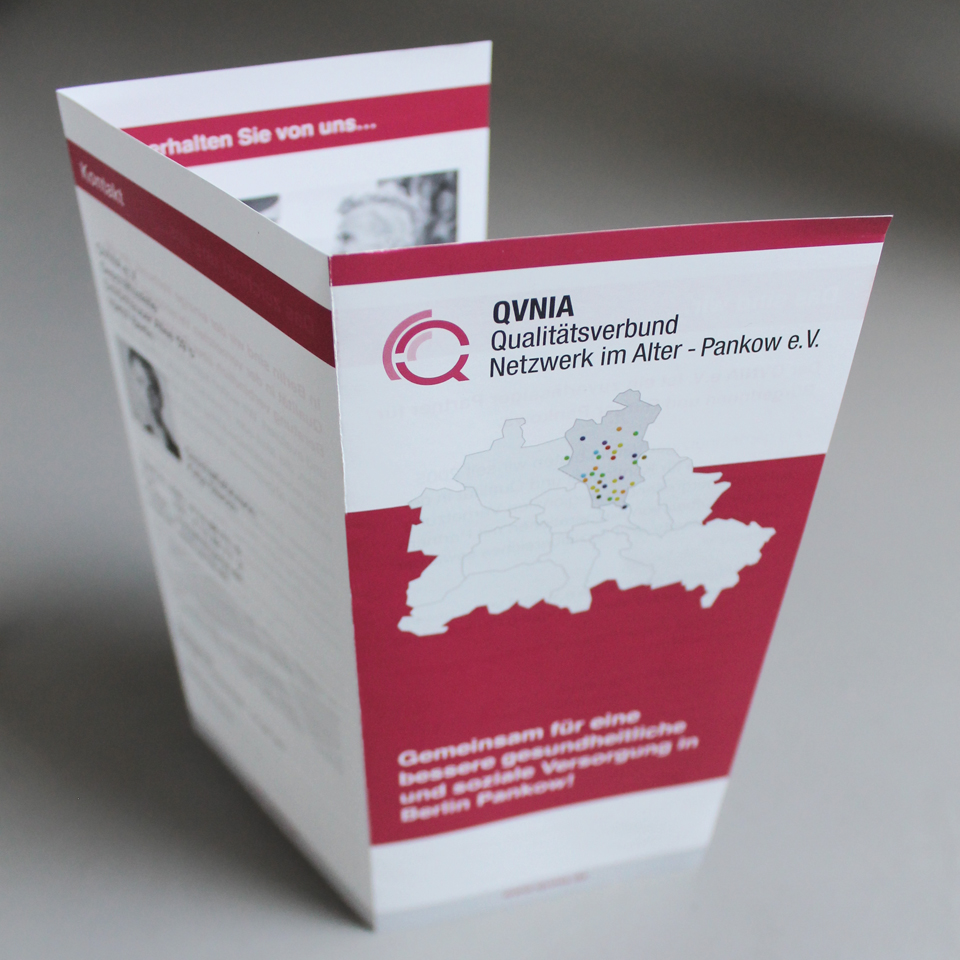 QVNIA, Bild Faltblatt
